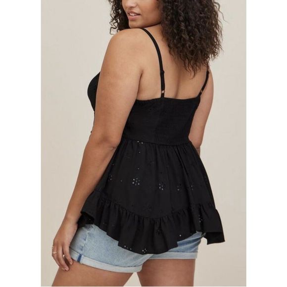 Torrid Babydoll Eyelet W/lace Detail Top - Size 00 -M/L - Black - Picture 3 of 10